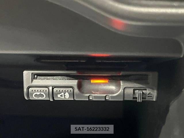 Nissan NOTE 2013-07 365391-4