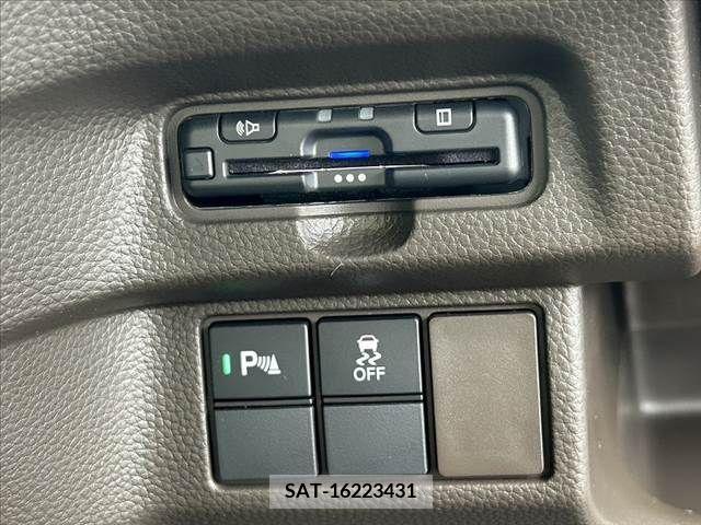 Honda N BOX 2023-04 376710-6