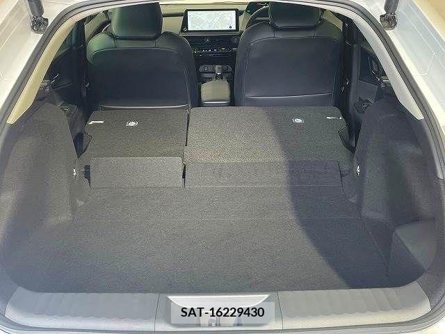 Toyota PRIUS 2023-12 366440-13