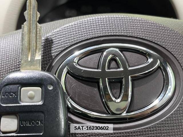 Toyota PASSO 2010-09 351792-7