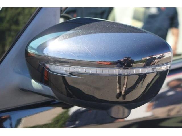 Nissan SERENA 2018-03 10734-7