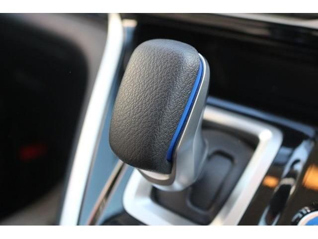 Nissan SERENA 2018-03 10734-16