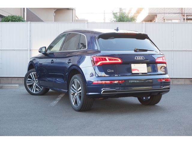 Audi Q5 2017-10 189617-2