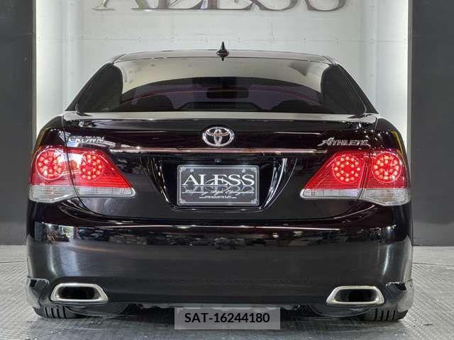 Toyota CROWN SEDAN 2011-03 376528-16