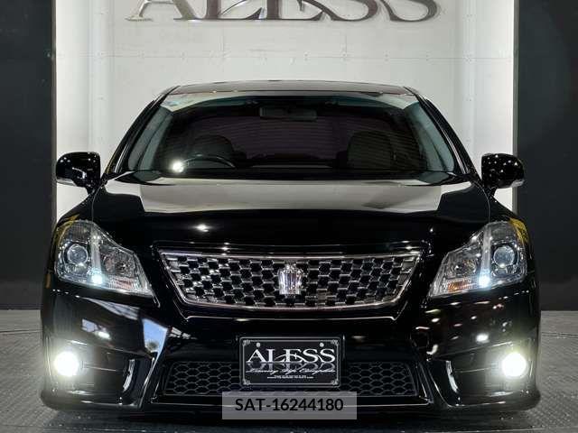 Toyota CROWN SEDAN 2011-03 376528-15