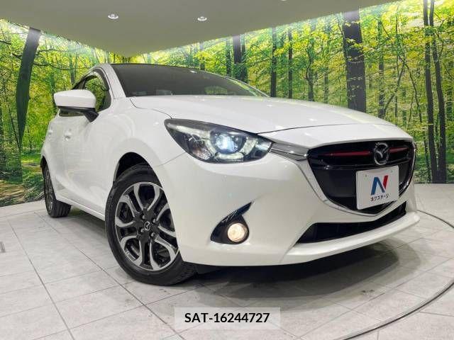 Mazda DEMIO 2015-12 301943-12
