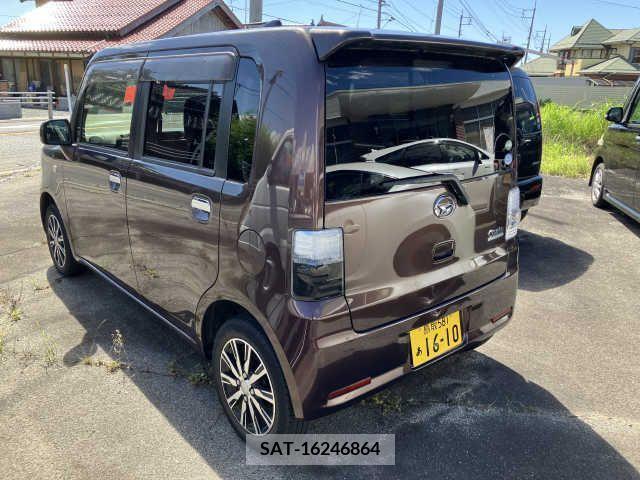 Daihatsu MOVE CONTE 2016-03 385608-2