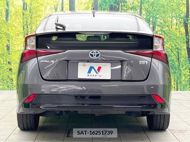 Toyota PRIUS 2019-03 282021-15