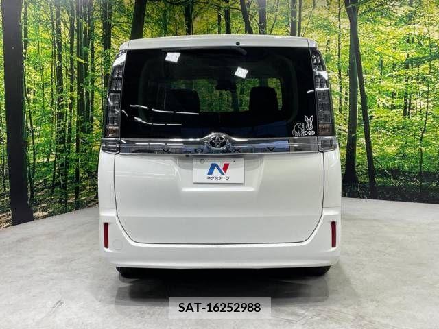 Toyota VOXY 2017-03 289148-15