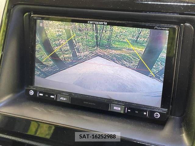 Toyota VOXY 2017-03 289148-5