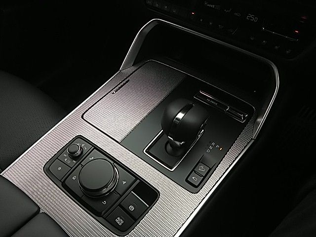 Mazda CX-60 2022-10 192781-7