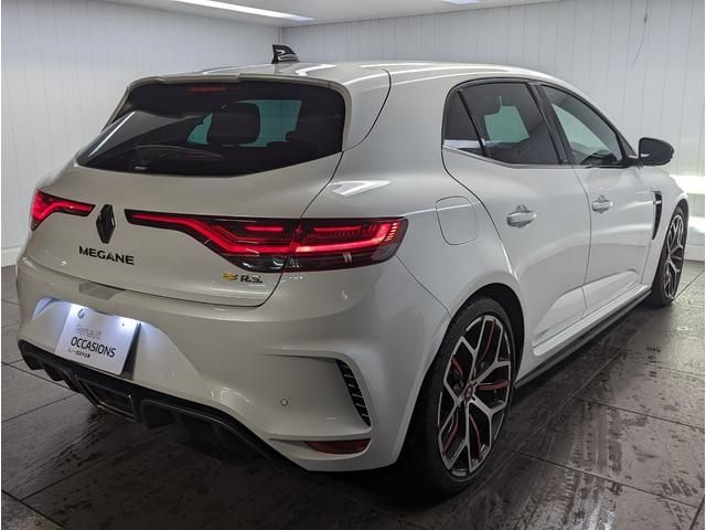 Renault MEGANE 2021-06 19424-6