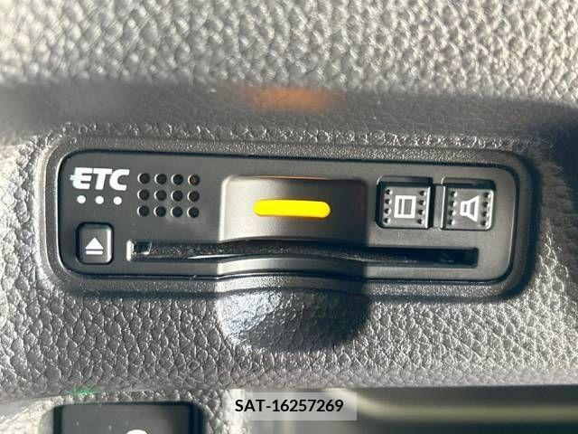 Honda N BOX CUSTOM 2018-04 341134-7