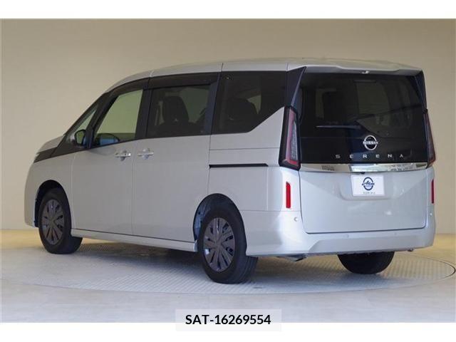 Nissan SERENA 2023-04 376442-20