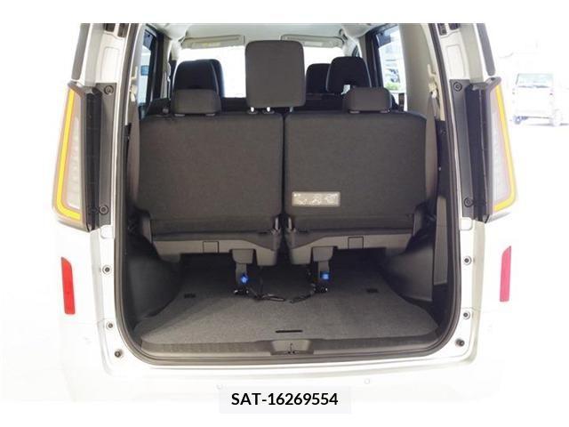 Nissan SERENA 2023-04 376442-16