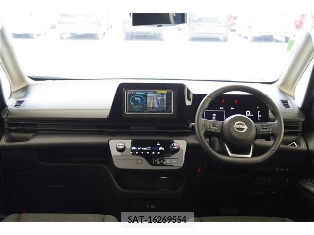 Nissan SERENA 2023-04 376442-1