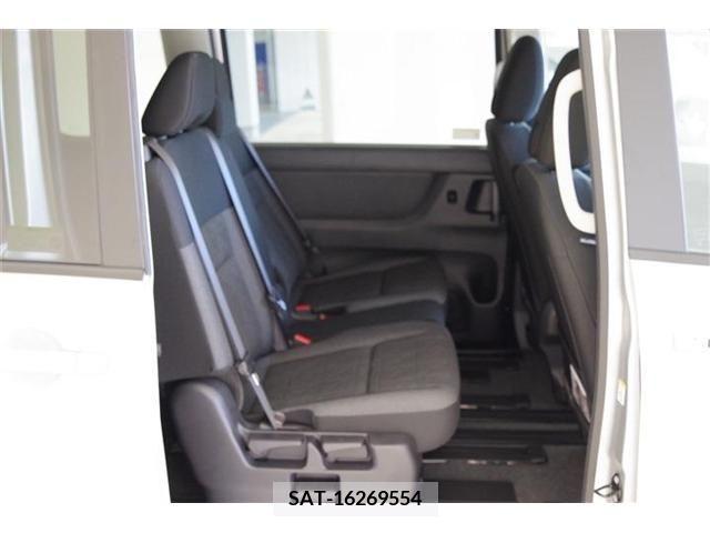Nissan SERENA 2023-04 376442-14