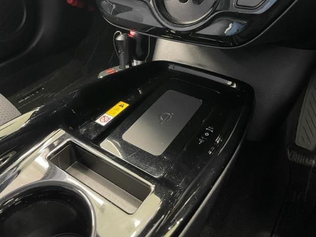Toyota PRIUS 2019-01 984-14