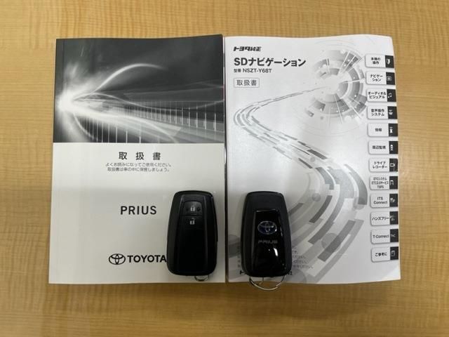 Toyota PRIUS 2019-01 984-29