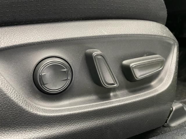 Toyota PRIUS 2019-01 984-21