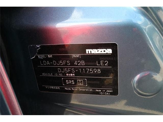 Mazda DEMIO 2015-01 698-28