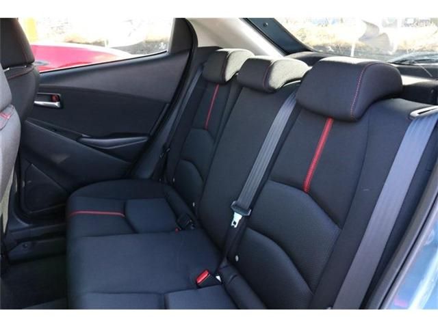 Mazda DEMIO 2015-01 698-18