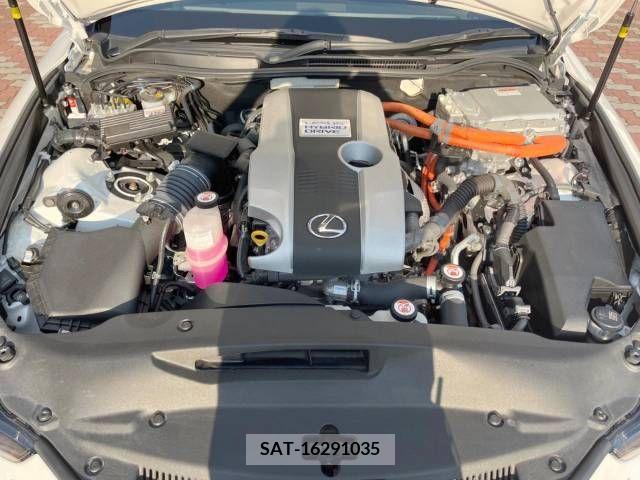 Lexus IS 2017-04 388343-18