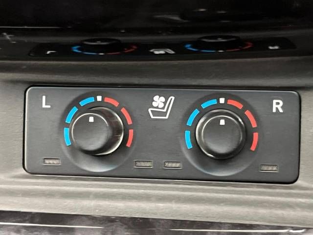 Toyota VELLFIRE 2020-01 184992-7