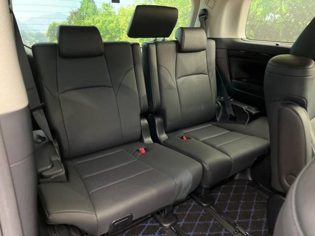 Toyota VELLFIRE 2020-01 184992-11