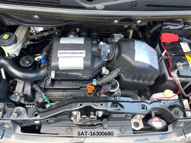 Honda N BOX CUSTOM 2016-04 306662-18