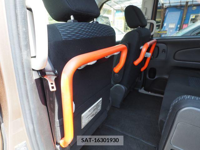 Nissan SERENA 2016-05 393851-2