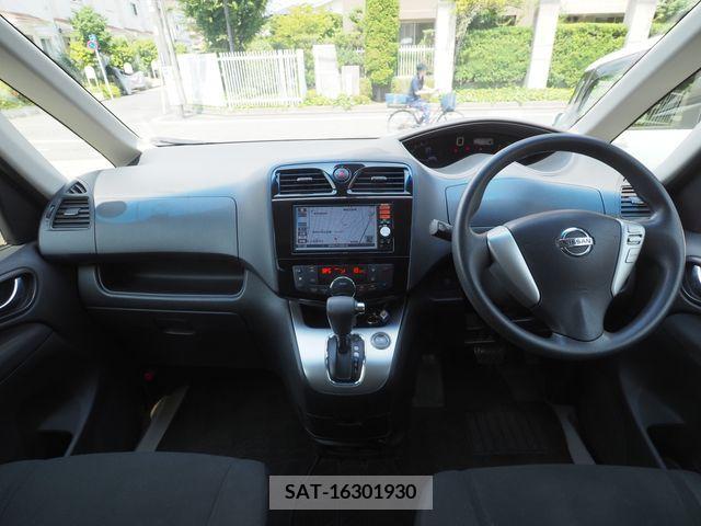 Nissan SERENA 2016-05 393851-3