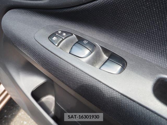 Nissan SERENA 2016-05 393851-14