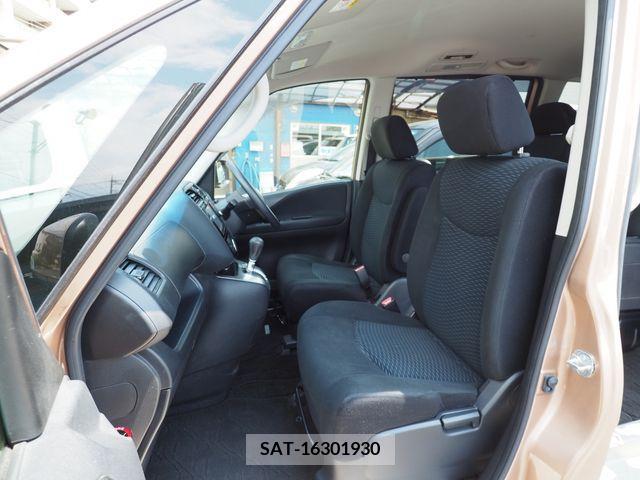 Nissan SERENA 2016-05 393851-15