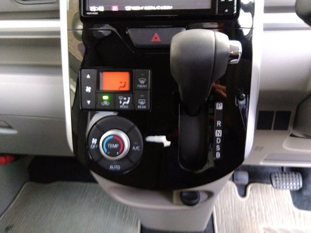Daihatsu TANTO 2019-05 195470-13