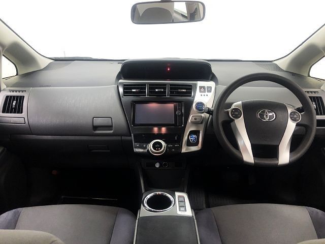 Toyota PRIUS ALPHA 2013-04 10045-1