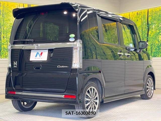 Honda N BOX CUSTOM 2015-11 306782-17