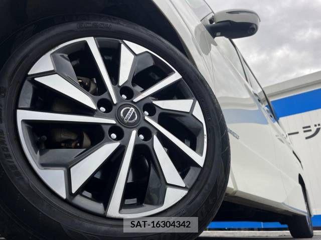Nissan SERENA 2020-02 252723-13
