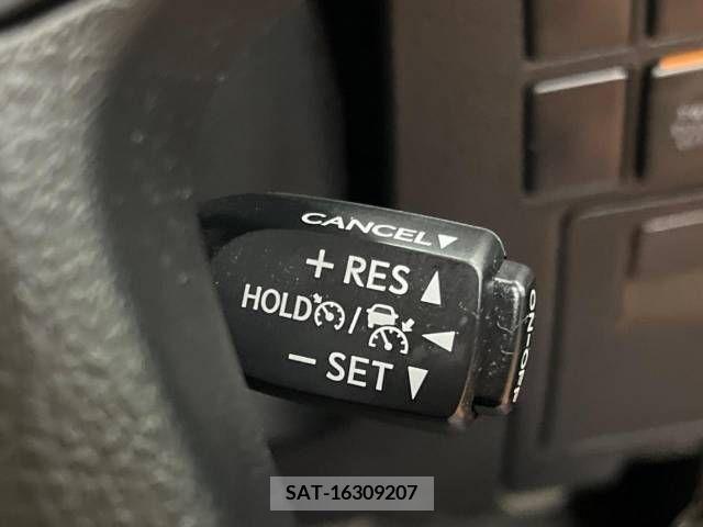 Toyota ALPHARD 2021-04 215842-6
