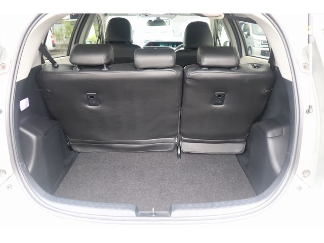 Toyota AQUA 2012-09 29257-25