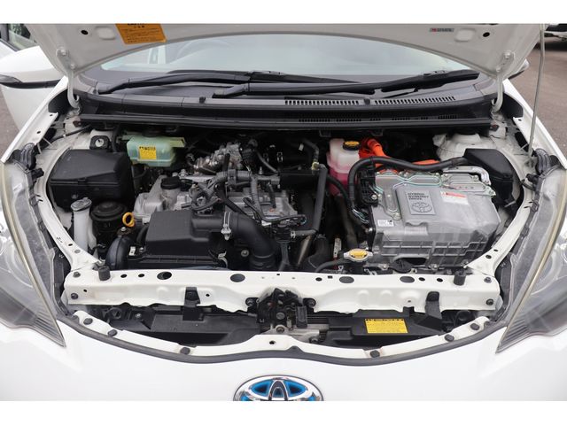 Toyota AQUA 2012-09 29257-10