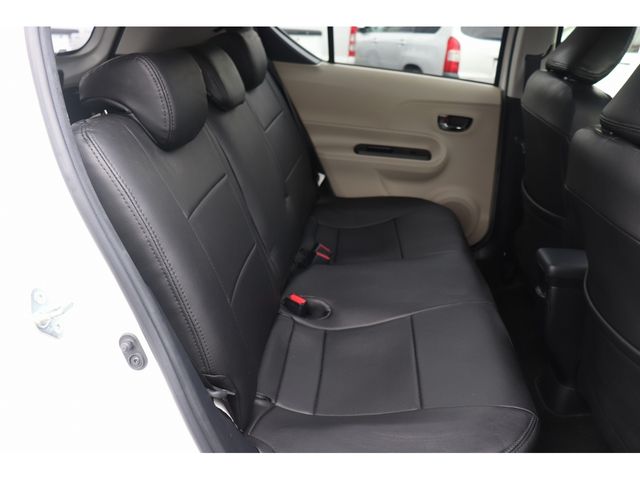 Toyota AQUA 2012-09 29257-21