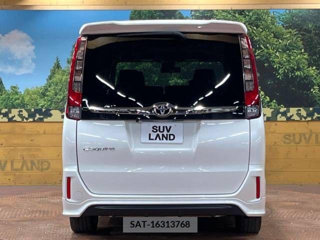 Toyota ESQUIRE 2016-12 268554-15