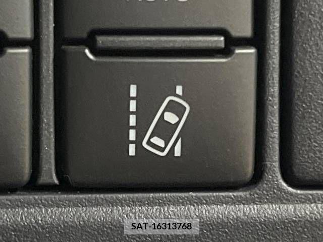 Toyota ESQUIRE 2016-12 268554-5
