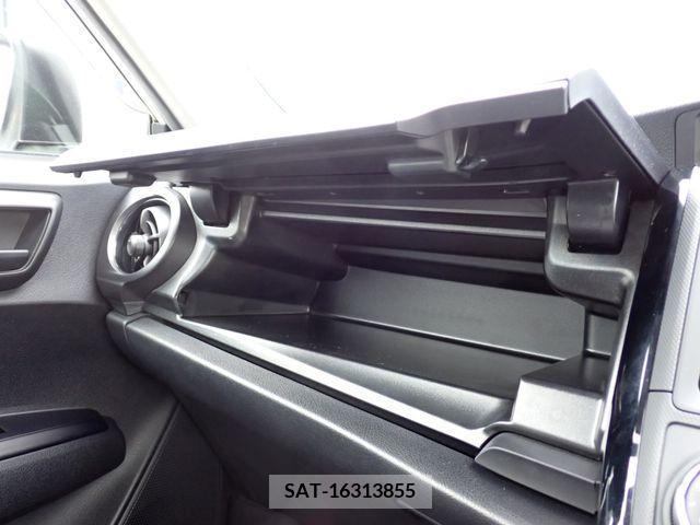 Toyota COROLLA AXIO 2016-07 325952-15