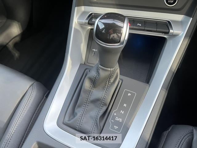 Audi Q3 2021-06 292831-12