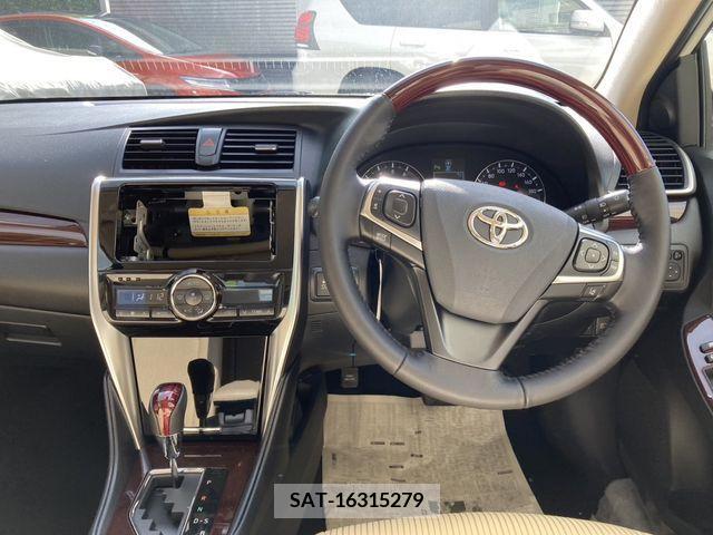 Toyota PREMIO 2020-03 314957-1