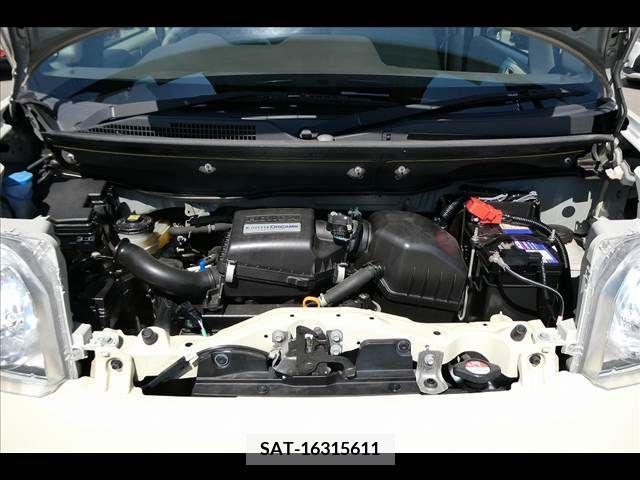 Honda N BOX 2014-05 203545-12