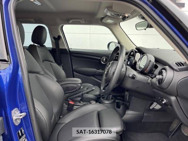 Bmw MINI 2019-10 382992-5