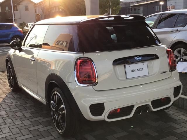 Bmw MINI 2019-04 11819-2